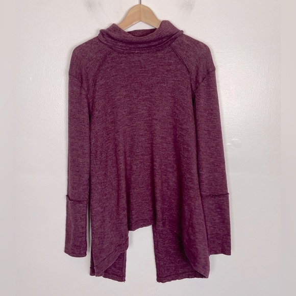 Free People We The Free Split Back Tunic Sweater Size M Color Purple Turtleneck - Picture 2 of 10